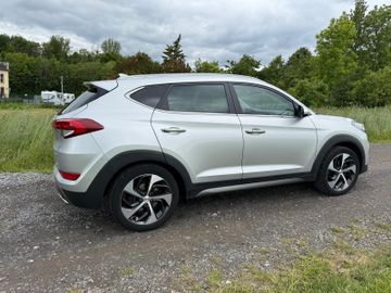 Hyundai TUCSON - 3