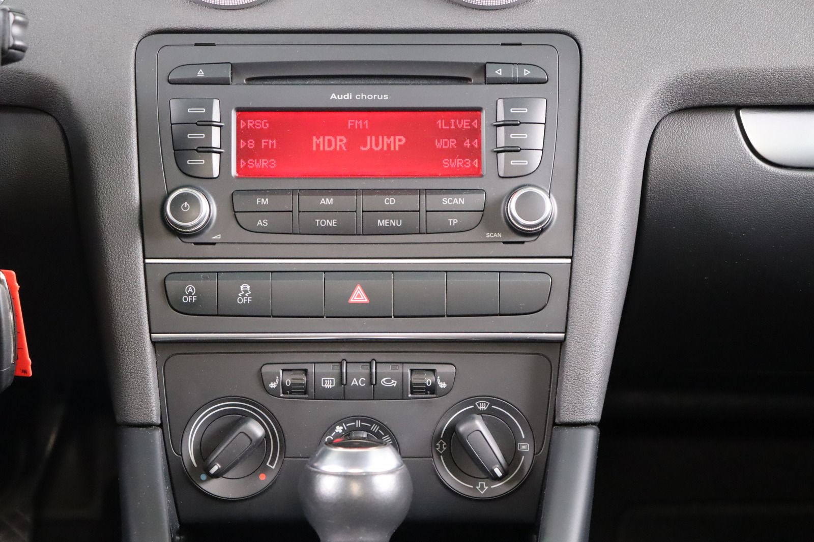 Fahrzeugabbildung Audi A3 1.2 TFSI S tronic Sportback * Sitzhzg. * PDC