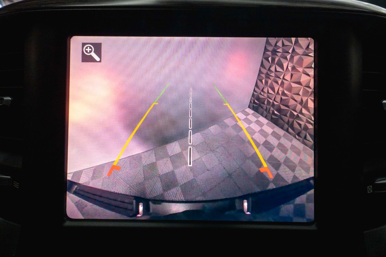 Fahrzeugabbildung Dodge RAM 5.7 V8 HEMI 4x4 LARAMIE Offroad Night LED