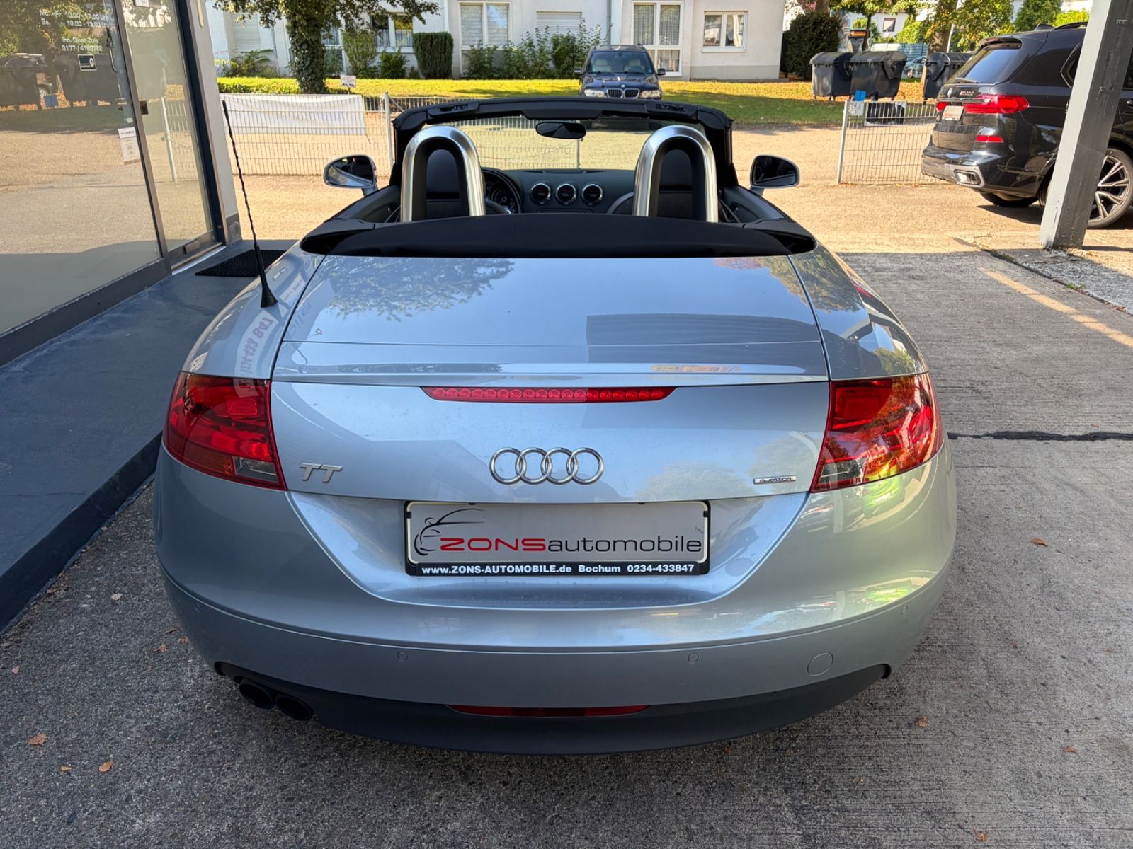 Fahrzeugabbildung Audi TT 2.0 TFSI Roadster quattro Autom.+Leder+Navi+