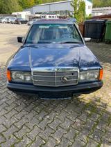 Mercedes-Benz Mercedes Benz 190 d 2.5 Liter - Mercedes-Benz 190 aus 1987: 190d