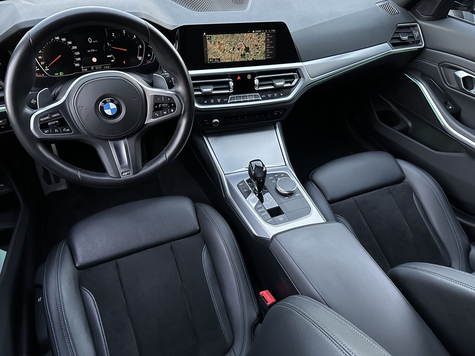 Fahrzeugabbildung BMW 320d Touring M-Sport NAV+LED+KAMERA+19ZO+HIFI+VC