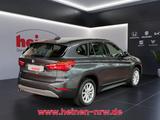 BMW X1 sDrive 18i Advantage NAVI+2xPDC+SHZ+EL.HECK - BMW X1 mit Benzin-Antrieb: Grau