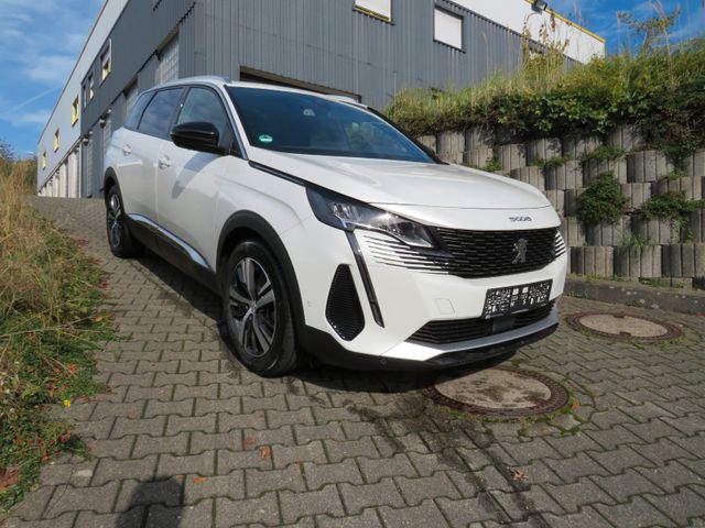 Peugeot 5008 Allure Pack*NAVI*KAM*7SITZER