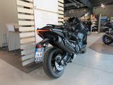 Yamaha TMAX 560 TechMAX *Vorführer - 5 Jahre Garantie* - YAMAHA SCHWARZ BENZIN ROLLER