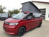 Volkswagen T7 Cali Beach Camper 18-Zoll ArtVelour AHK IQ.Li - rote Volkswagen T7 California