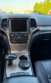 Jeep Grand Cherokee - 10