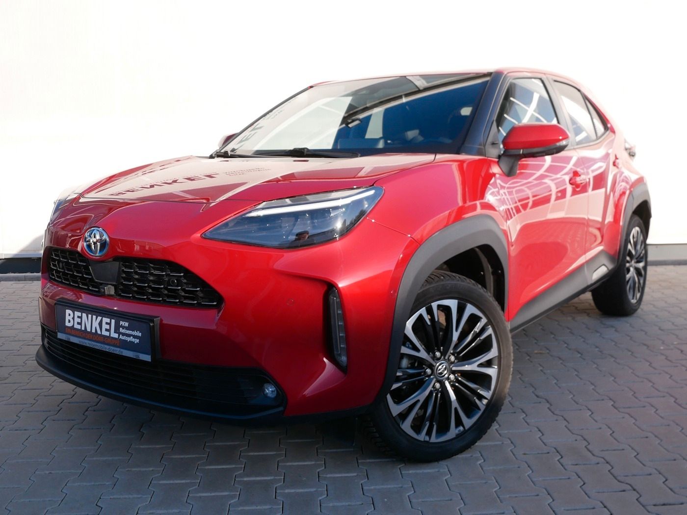 Fahrzeugabbildung Toyota Yaris Cross 1.5 VVT-iE Elegant AHK Kamera ACC LH