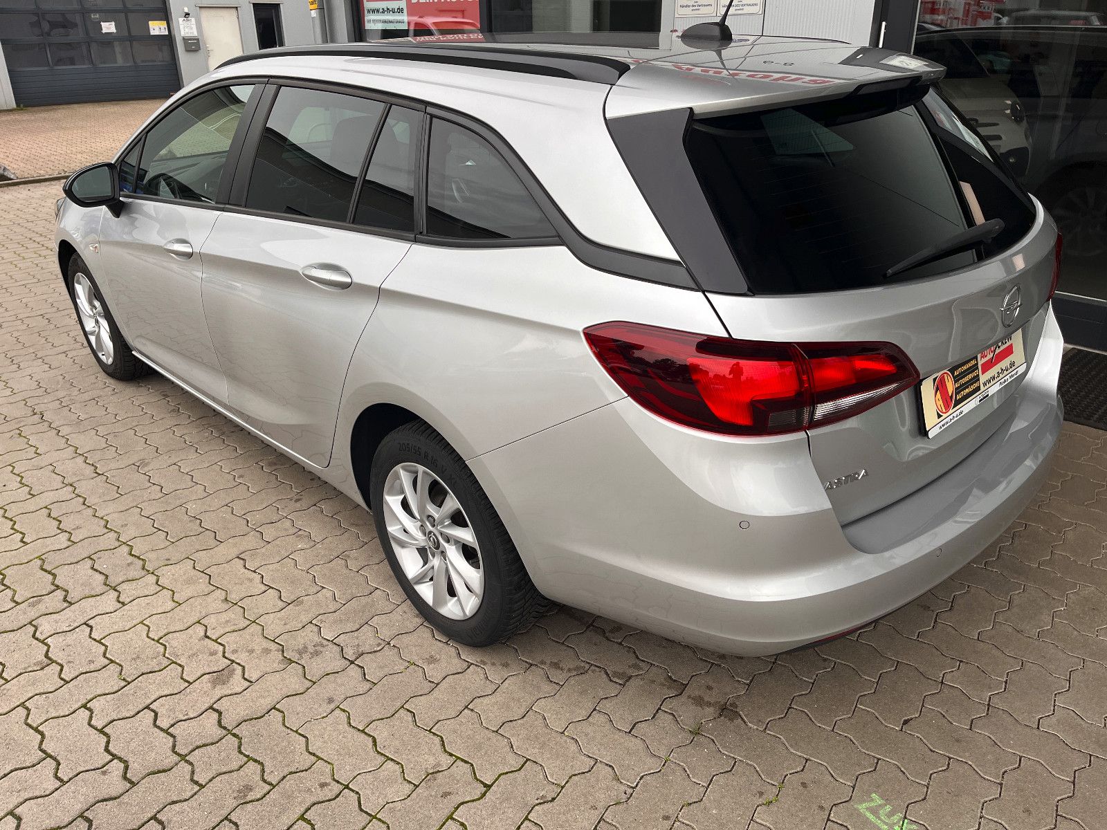 Fahrzeugabbildung Opel Astra K Sports Tourer Edition Start/Stop