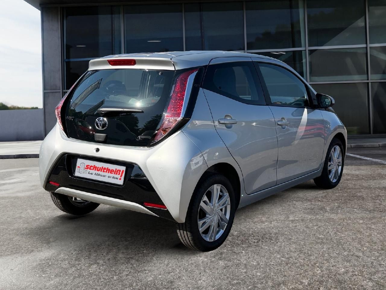 Fahrzeugabbildung Toyota AYGO x-play touch