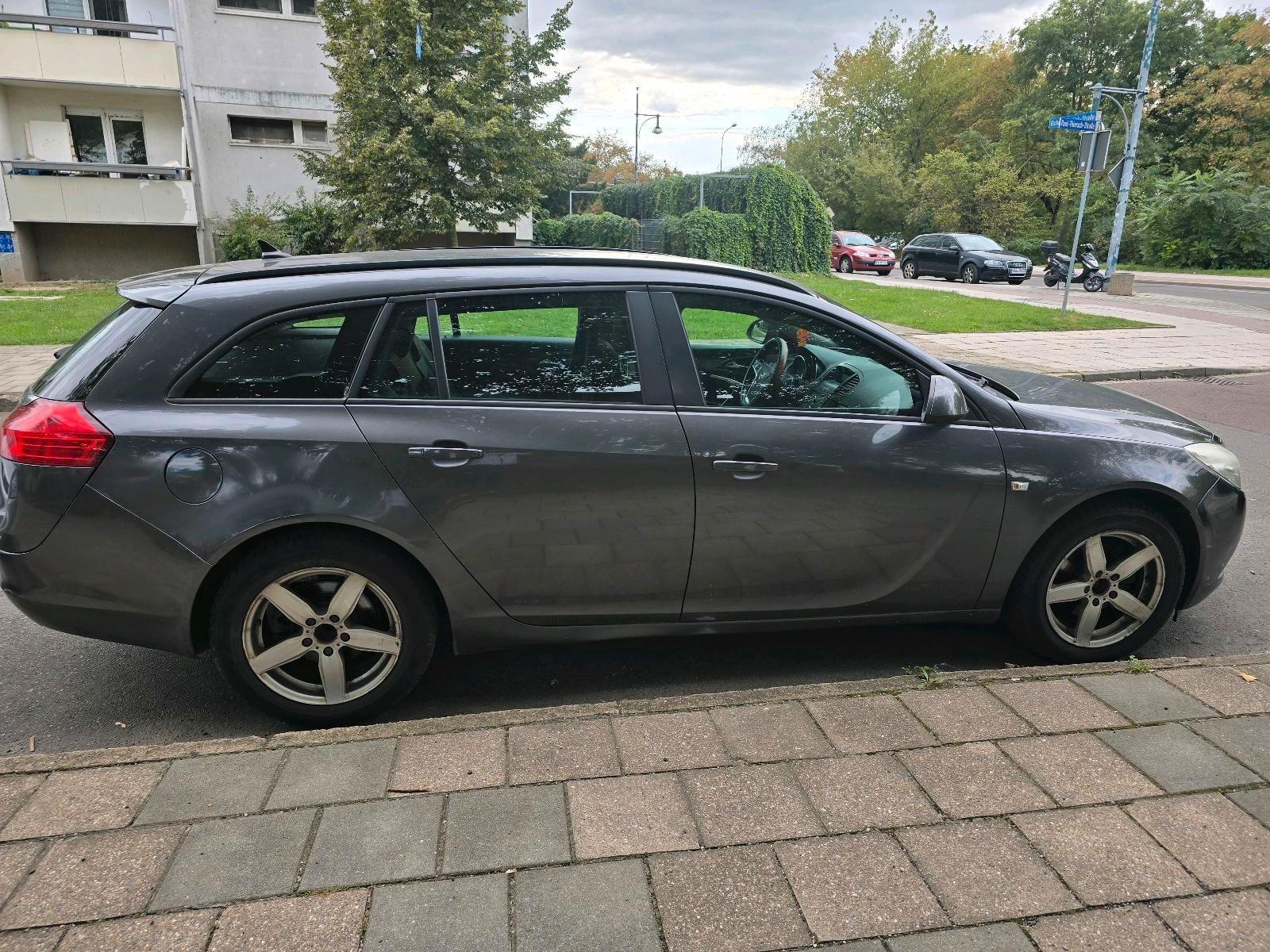 Opel Insignia 2010 — engine 160 HP (118kW)