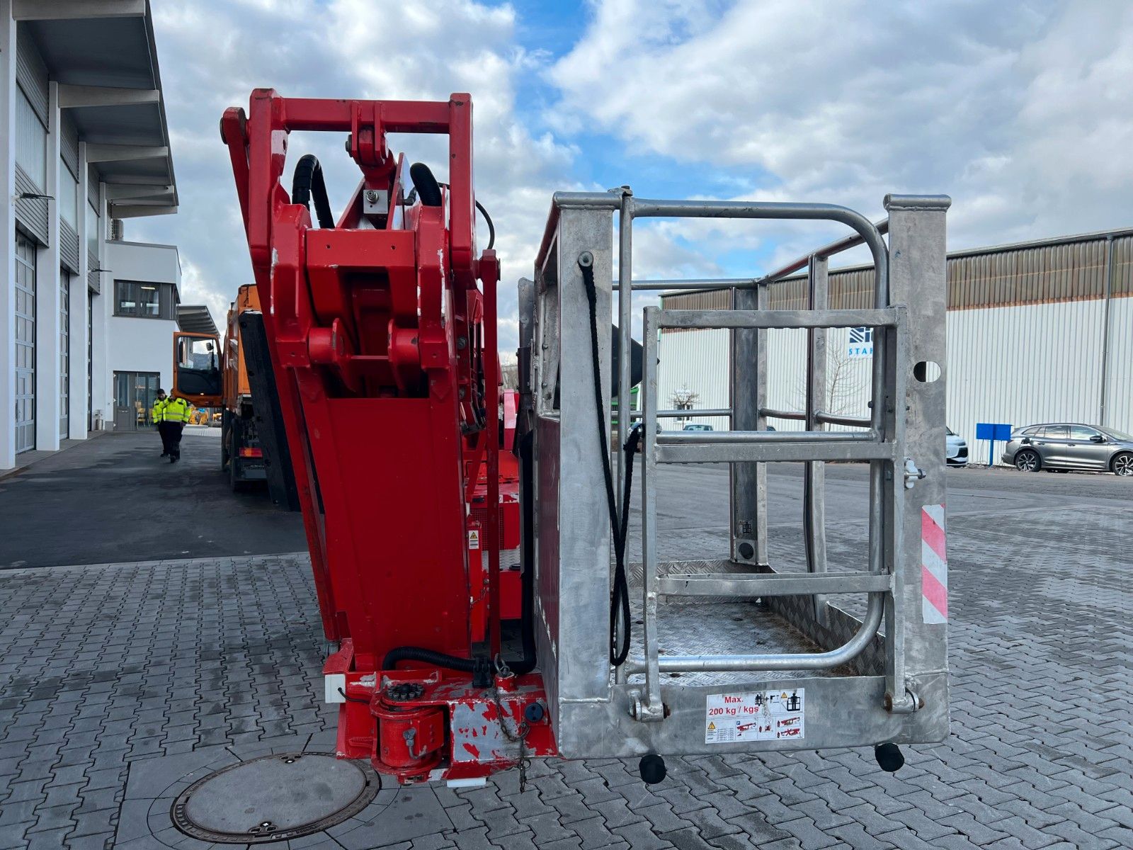 Fahrzeugabbildung Andere Teupen LEO 30T / 2.128h / 30m Arbeitshöhe