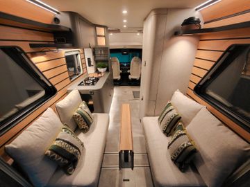 Fahrzeugabbildung HYMER / ERIBA / HYMERCAR VENTURE S