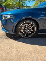 Mercedes-Benz A 35 AMG M.-AMG A 35 4MATIC DCT Limo  - blaue Mercedes-Benz A 35 AMG