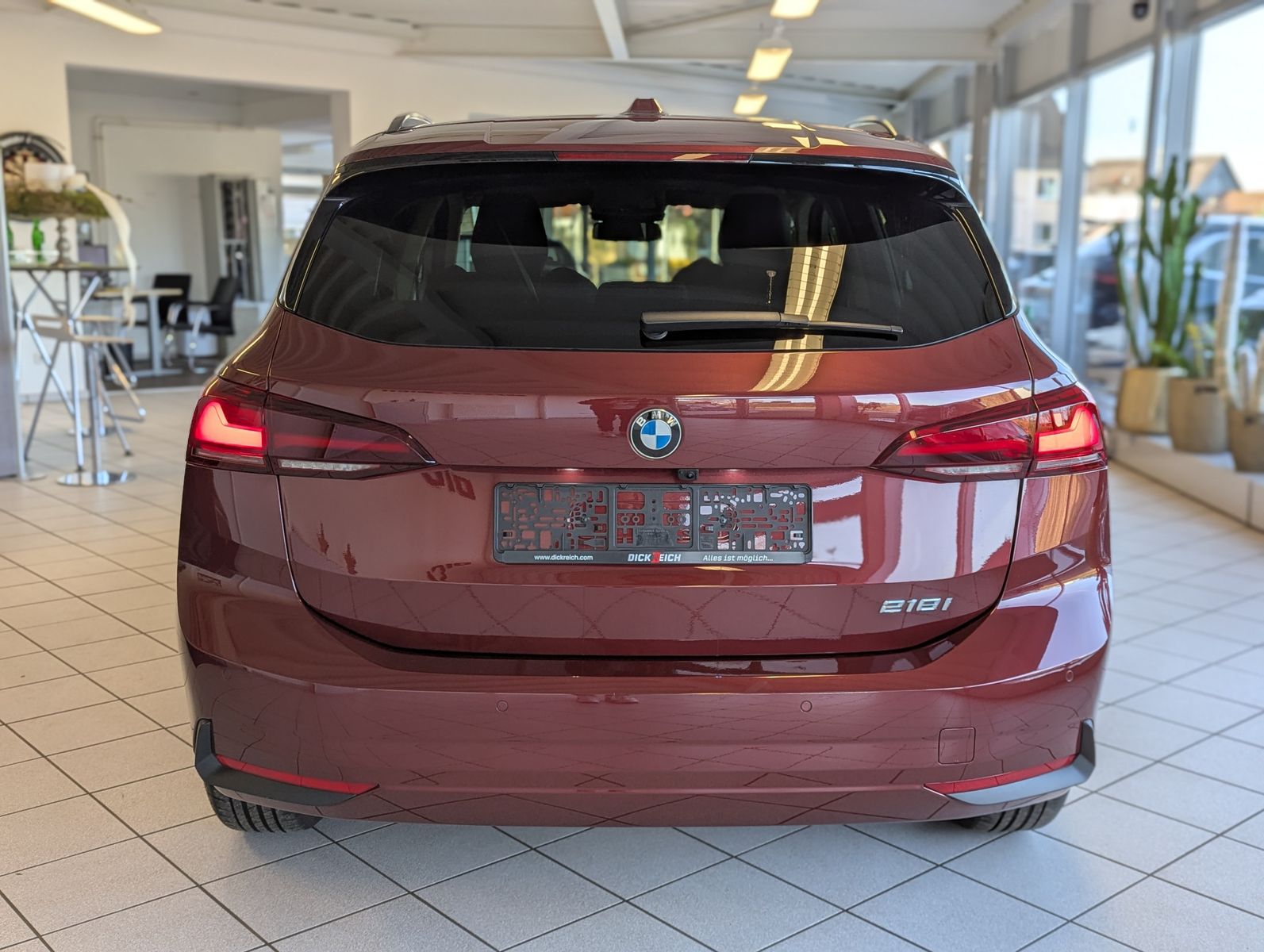 BMW 218 Active Tourer i Panorama Sport-Sitze AHK - Image 6