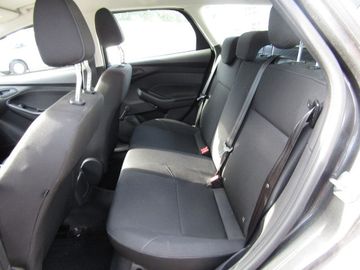 Ford Focus - 8