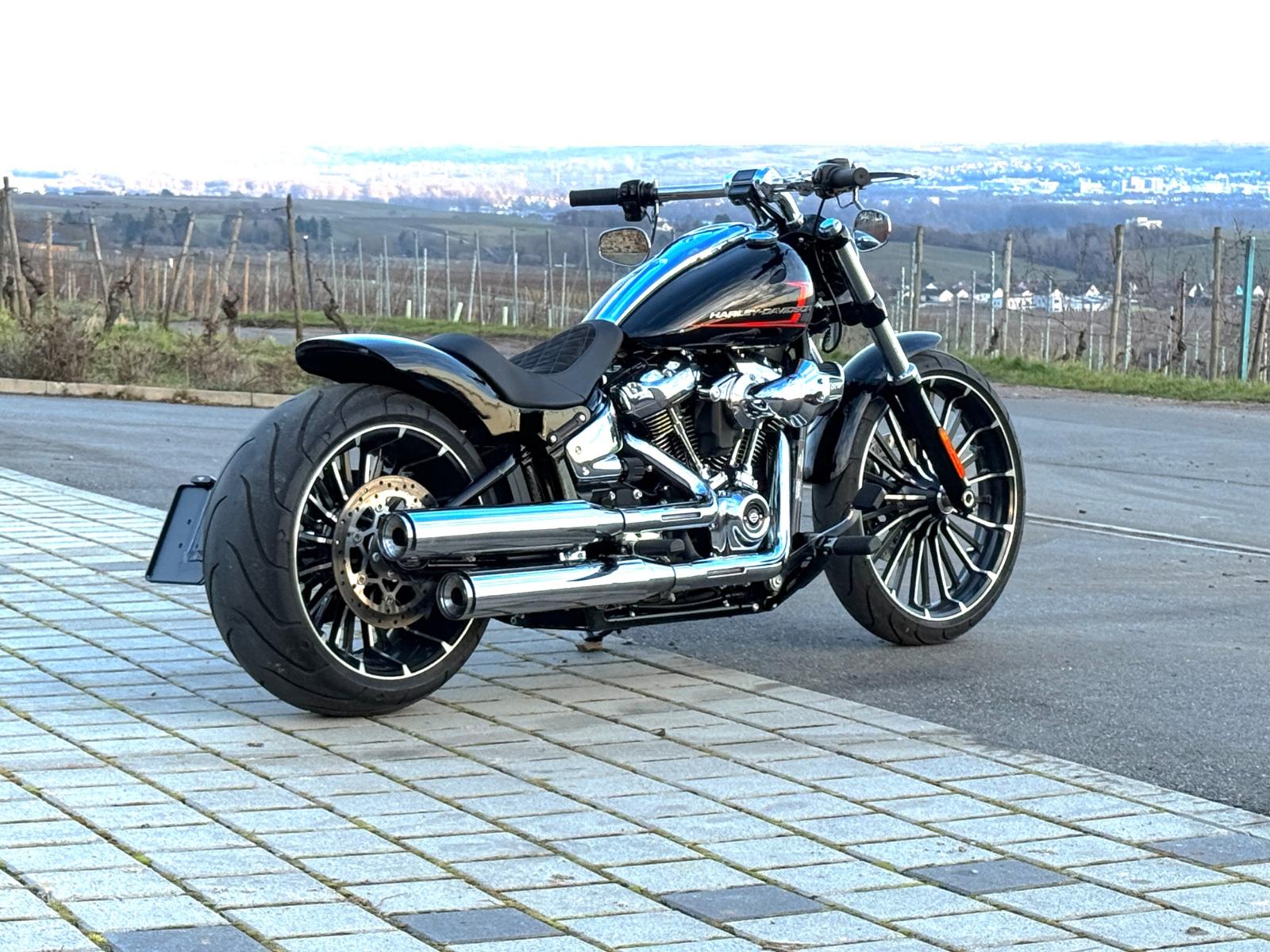 Harley-Davidson BREAKOUT FXBRS 117-  CUSTOM - 1.HAND - DEUTSCH