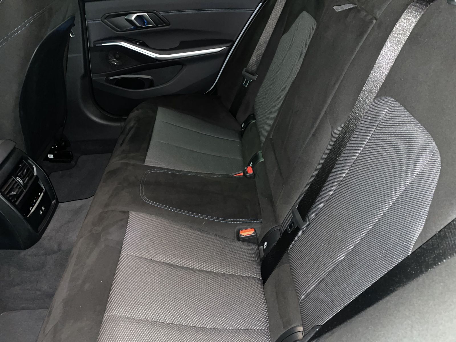 BMW 320 - Bild 13