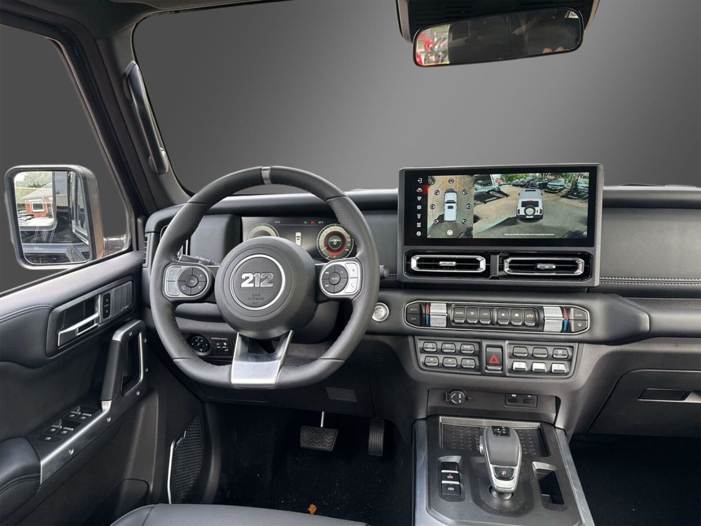 Fahrzeugabbildung BAW 212 4X4 2.0 Diesel Automatik - Leder