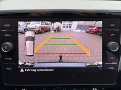 Fahrzeugabbildung Volkswagen Passat Variant Business 2.0TDI 4MOTION AHK NAVI
