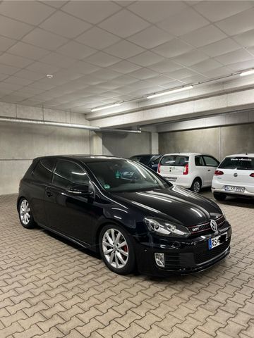 Volkswagen Golf GTI 2.0 DSG Voll Scheckheft