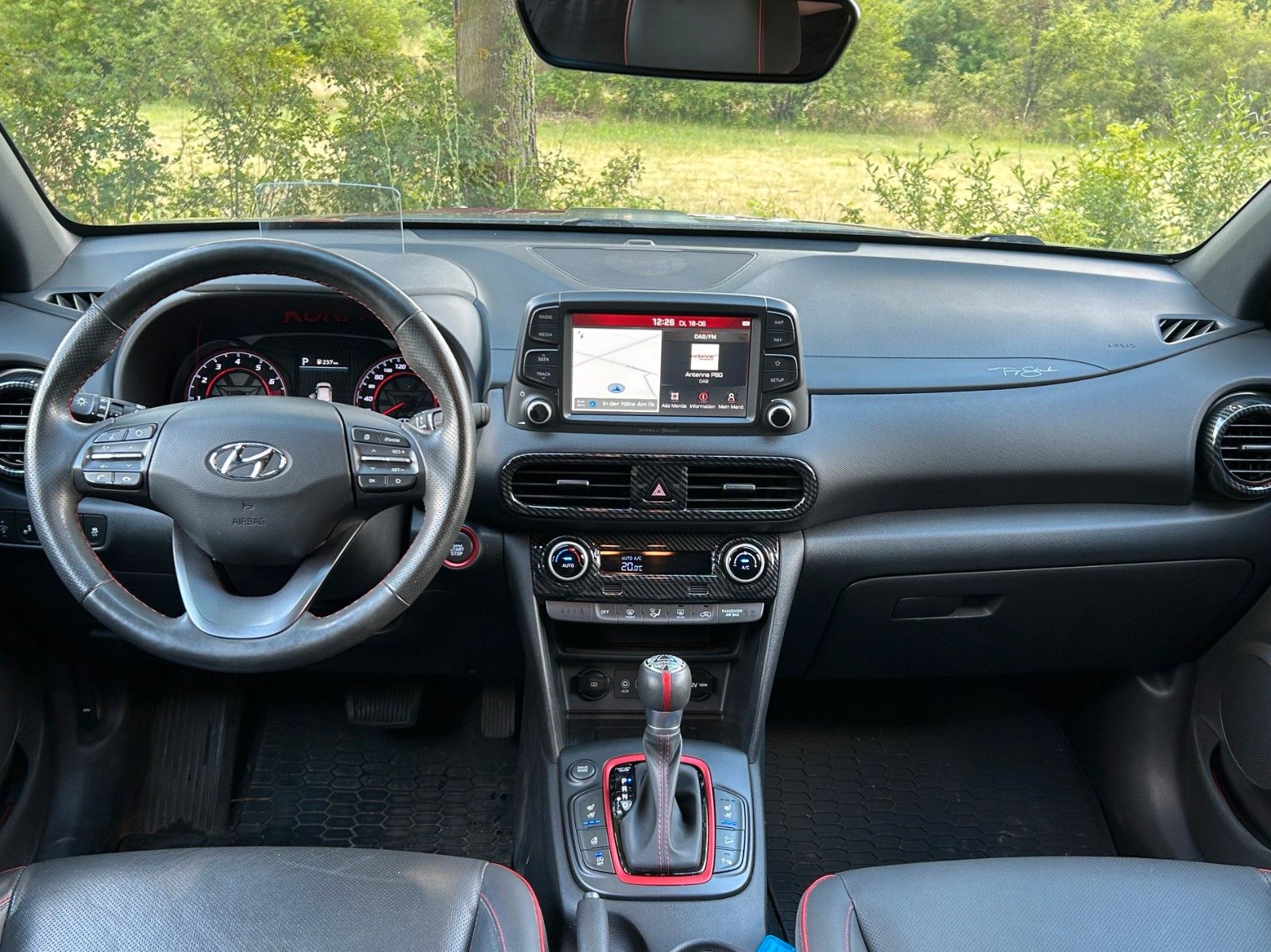 Fahrzeugabbildung Hyundai KONA 1.6 T-GDI Iron Man Edition *Standhzg*AHK*