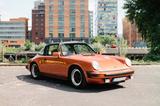 Porsche 911 SC Targa in Salmon Metallic - Porsche aus 1982: 911 Sc