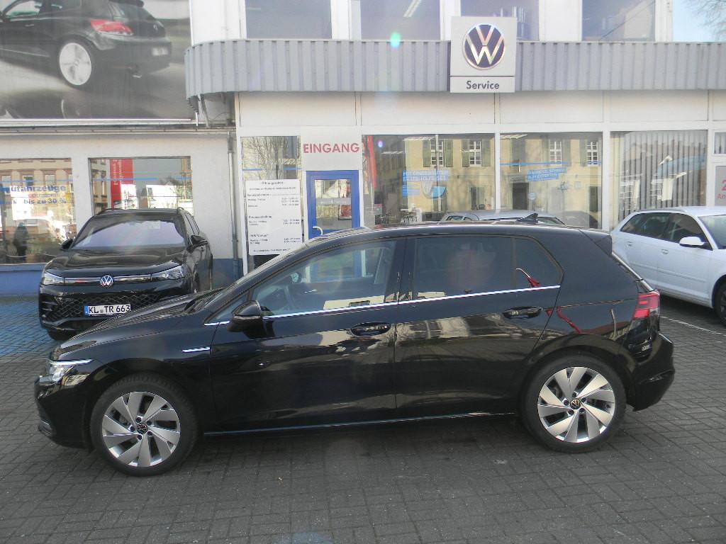 Volkswagen Golf VIII Lim. Style eTSI 7 GANG DSG AHK,KAMERA