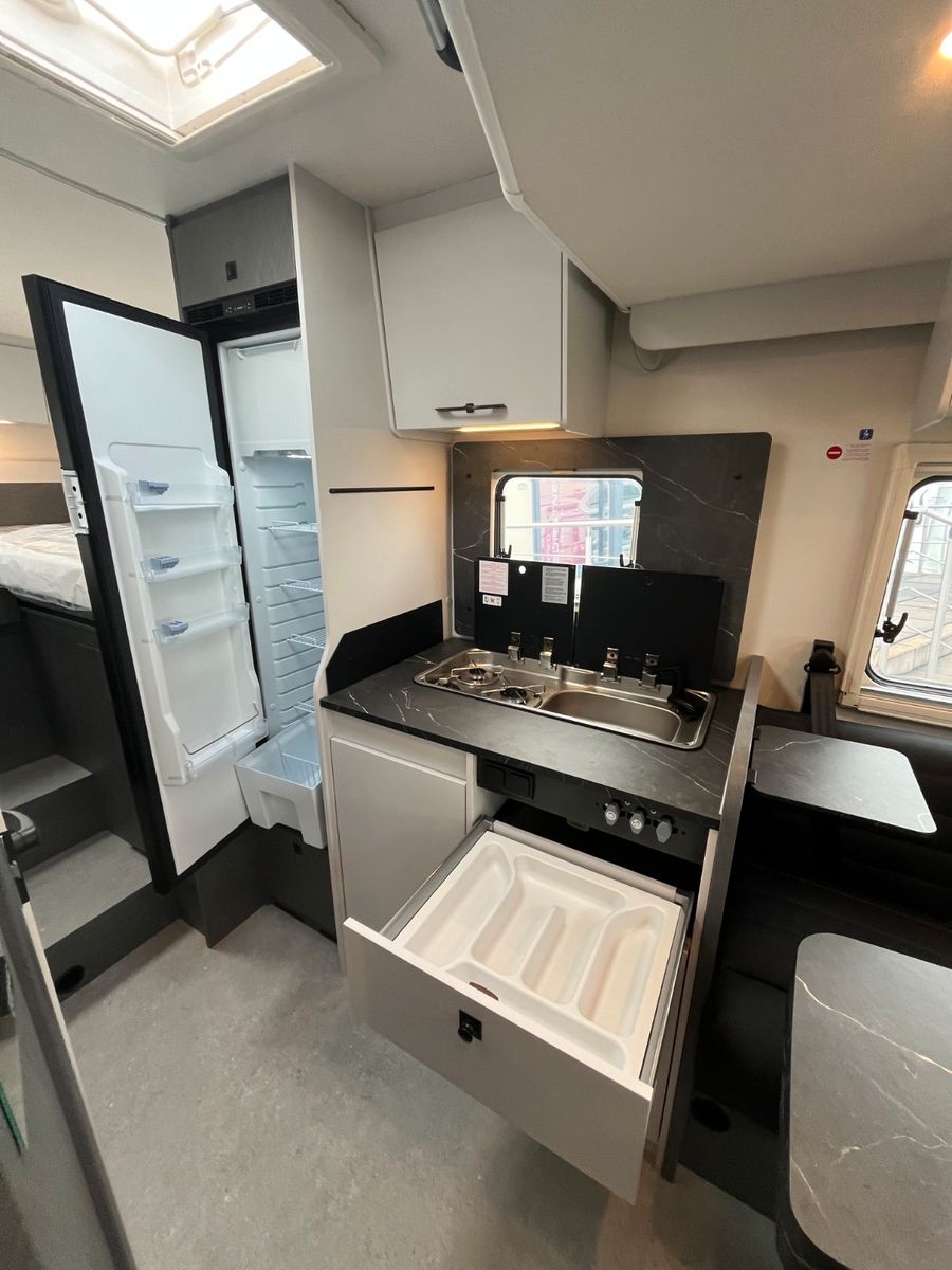 Fahrzeugabbildung Etrusco T 6.9 SBC *Hubbett*iConic*Komfort Plus*