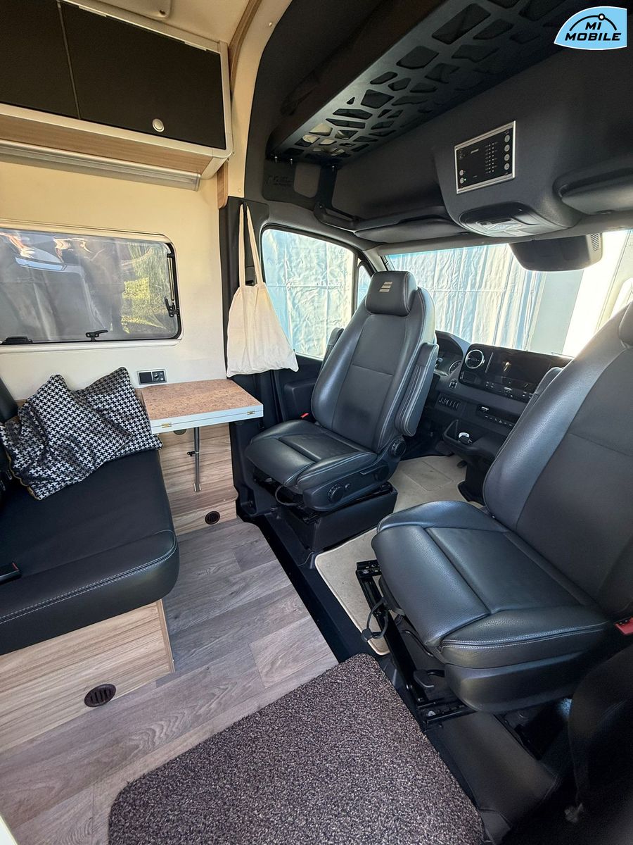 Fahrzeugabbildung HYMER-ERIBA Grand Canyon S Cross Over