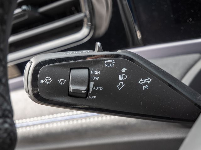 Passat Variant 2.0 TDI R-Line HUD STANDHZ MEMORY