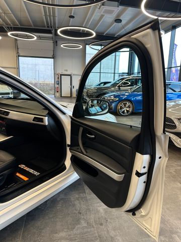 MYAUTOCENTER – Gebraucht- und Jahreswagen mit Werkstattservice in Pfaffenhofen BMW 3 Touring 320d *Klima*Automatik*Sitzheizung*