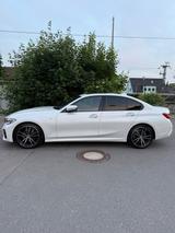 BMW 320d xDrive M Sport Automatik M Sport - BMW 320: Limousine, 320d Xdrive