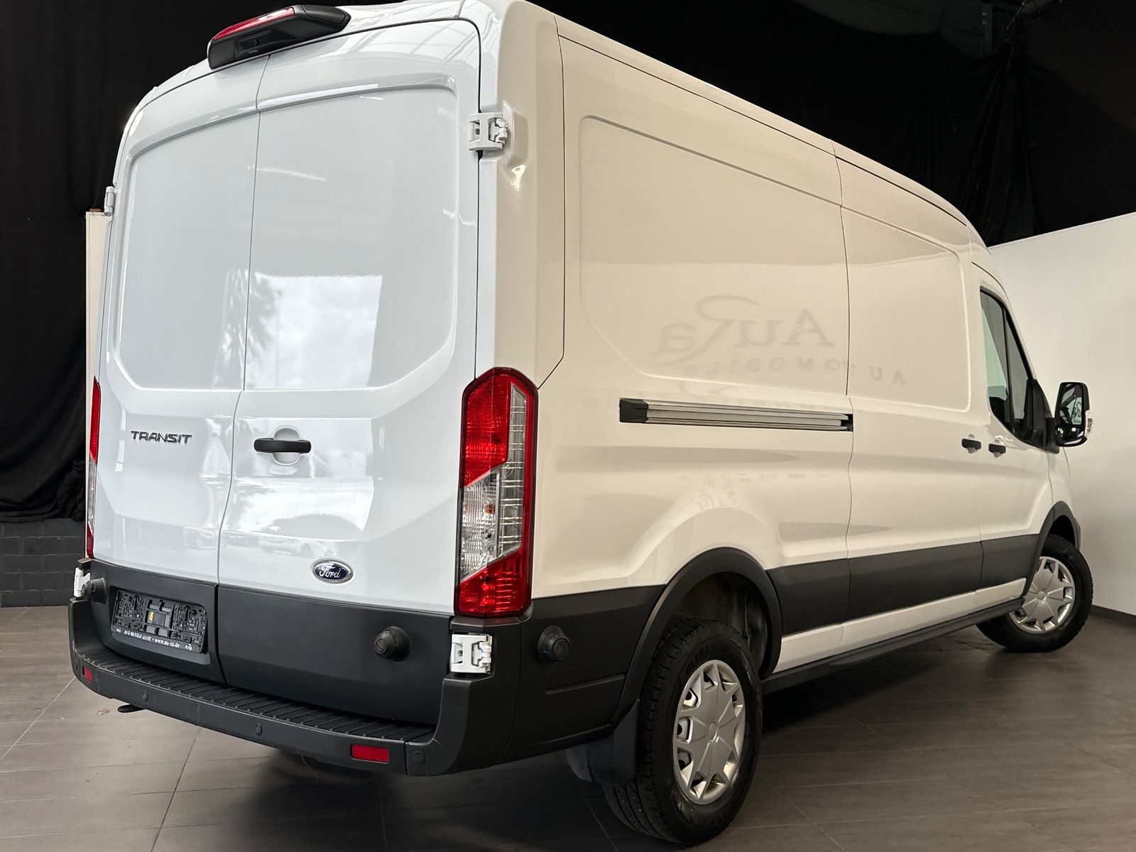 Fahrzeugabbildung Ford Transit FT 350 L3H2 KLIMA+PDC+SHZ+TEMPOMAT+1HD