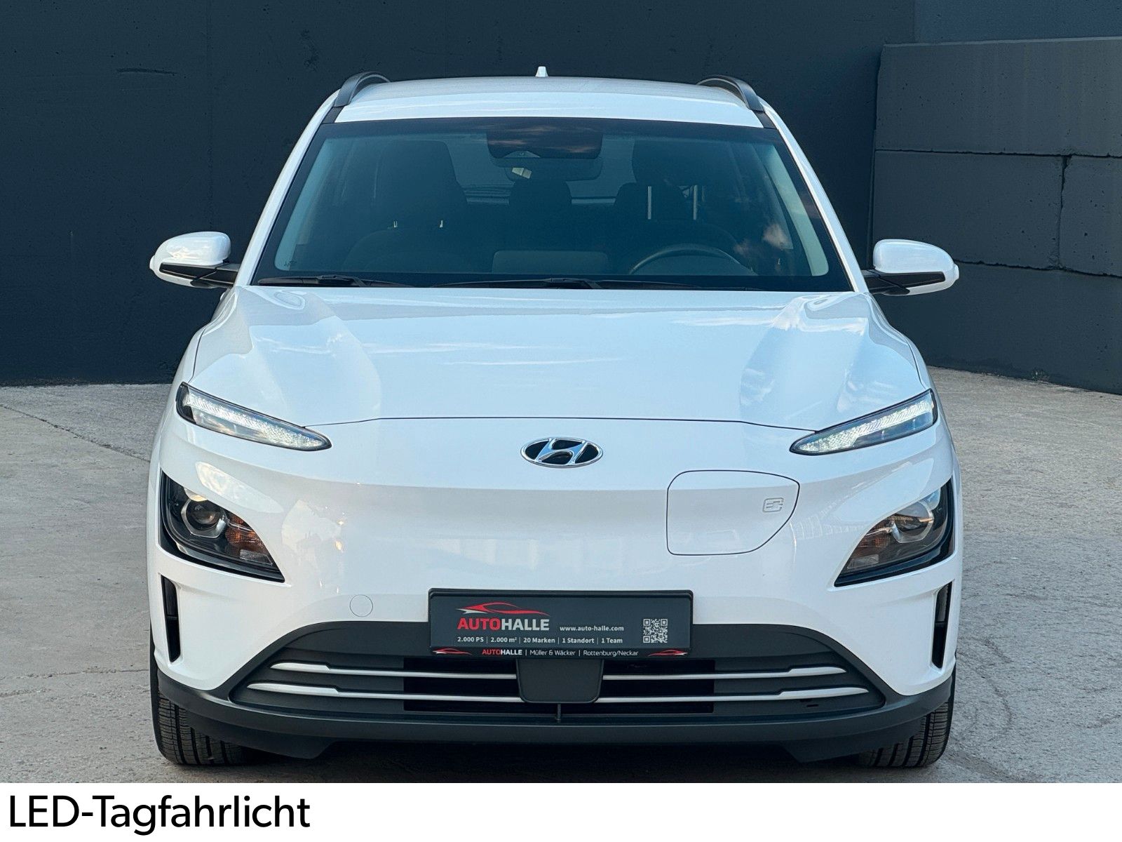 Fahrzeugabbildung Hyundai KONA E Select LKA ACC PDC SHZ LHZ Navi CarPlay