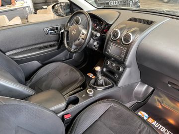 Nissan Qashqai+2 4x4 *7SITZE*PANO*360 KAMERA*XENON*