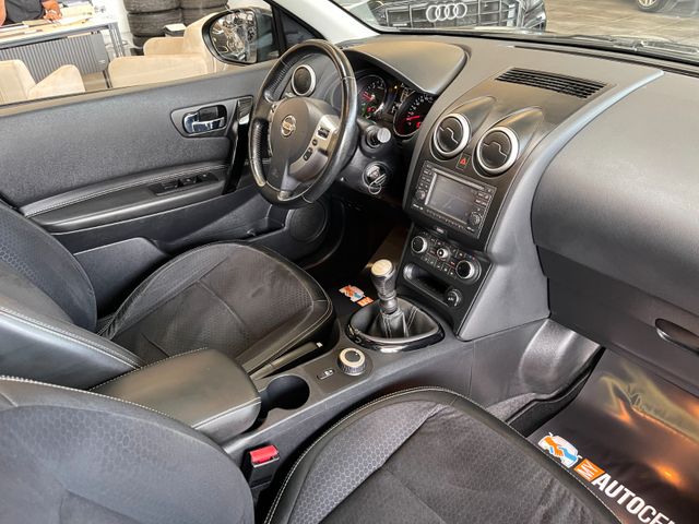 Nissan Qashqai+2 4x4 *7SITZE*PANO*360 KAMERA*XENON*