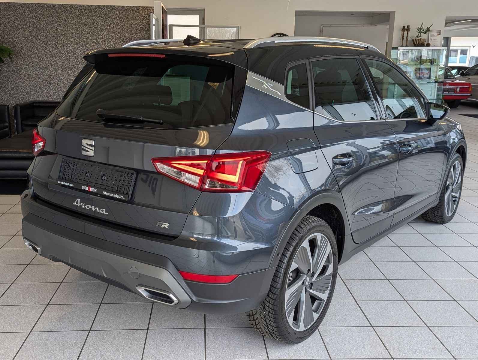 SEAT Arona 1.5 TSI DSG FR LED ACC Cam Dinamica AHK 18 - Image 7