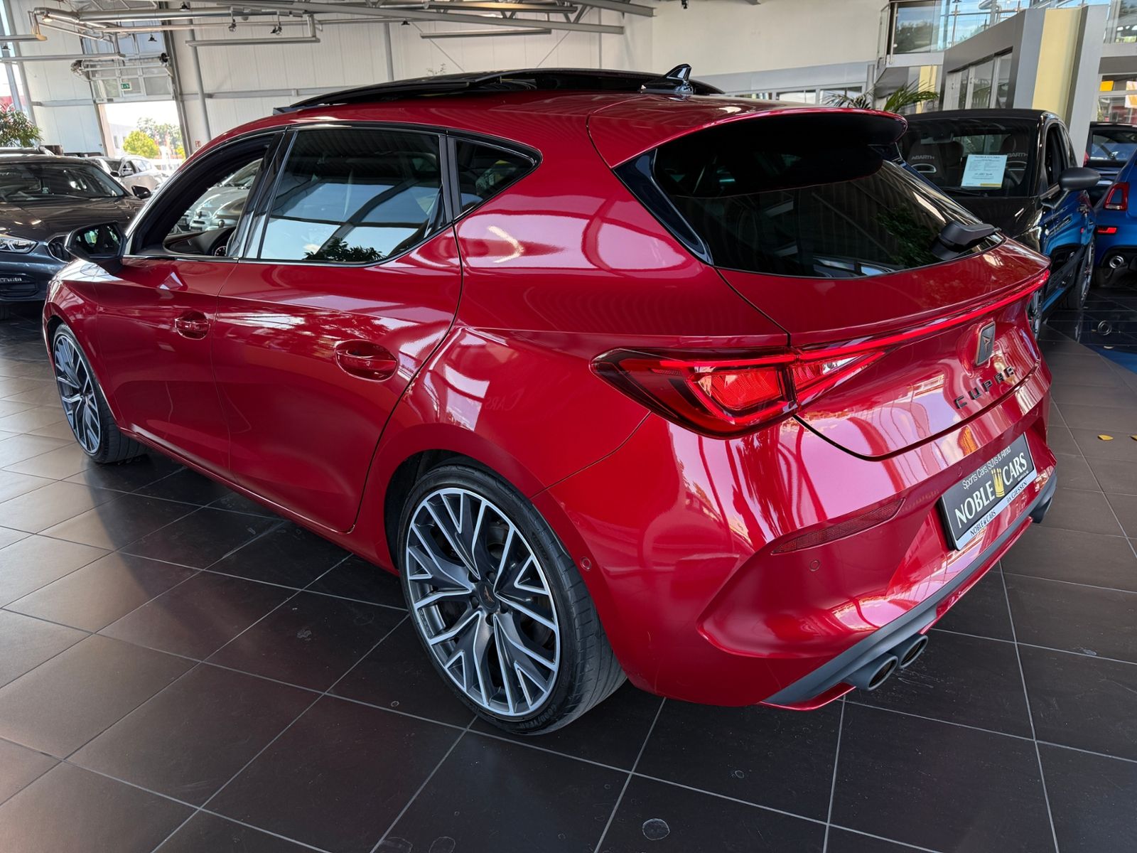 Fahrzeugabbildung CUPRA Leon VZ PANO BEATS ACC RFK