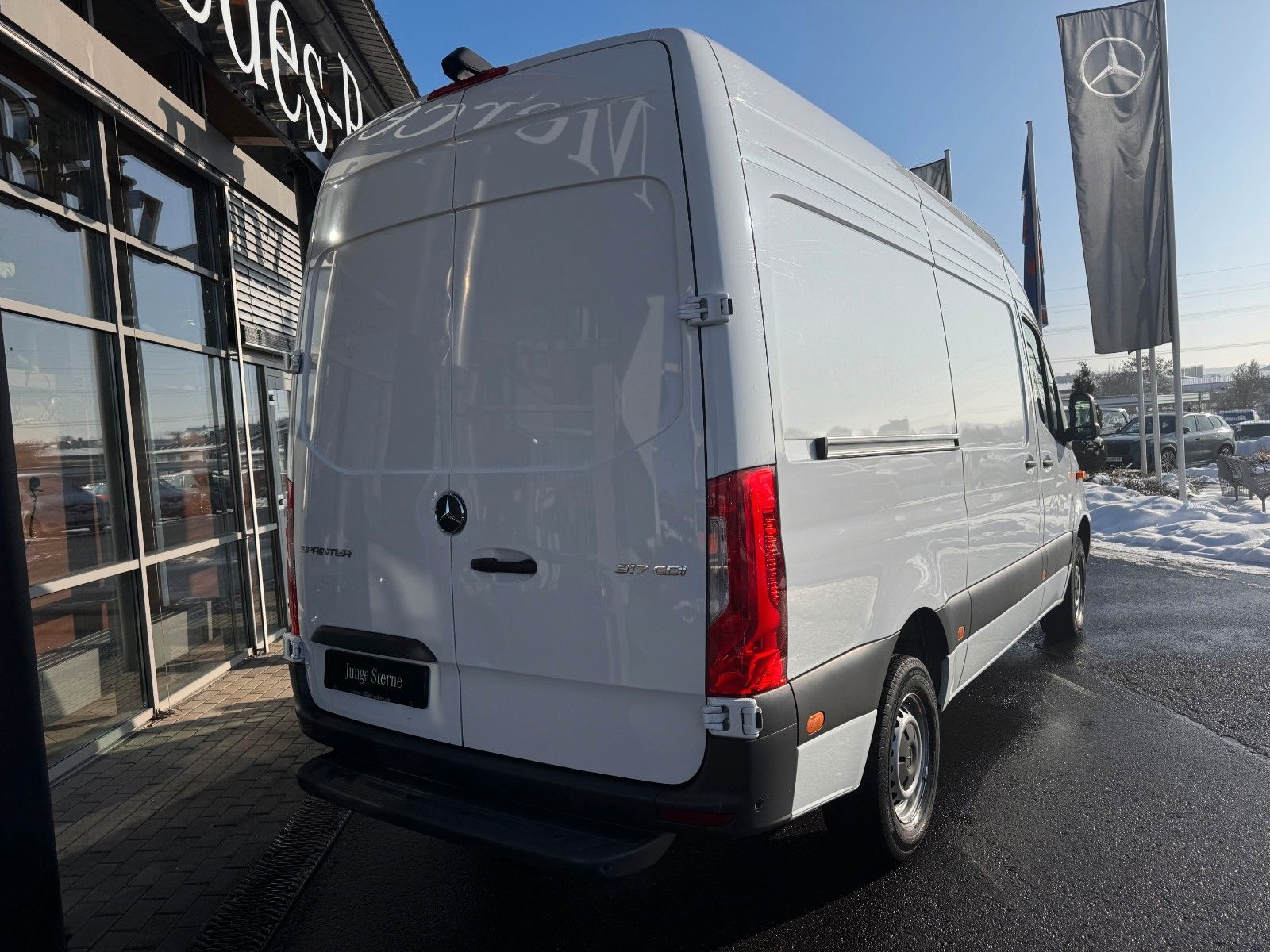 Fahrzeugabbildung Mercedes-Benz Sprinter 317 CDI 3665 Klima 360 Schwingsitz