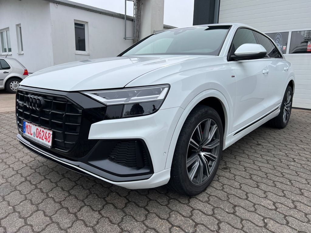 Image of Audi Q8