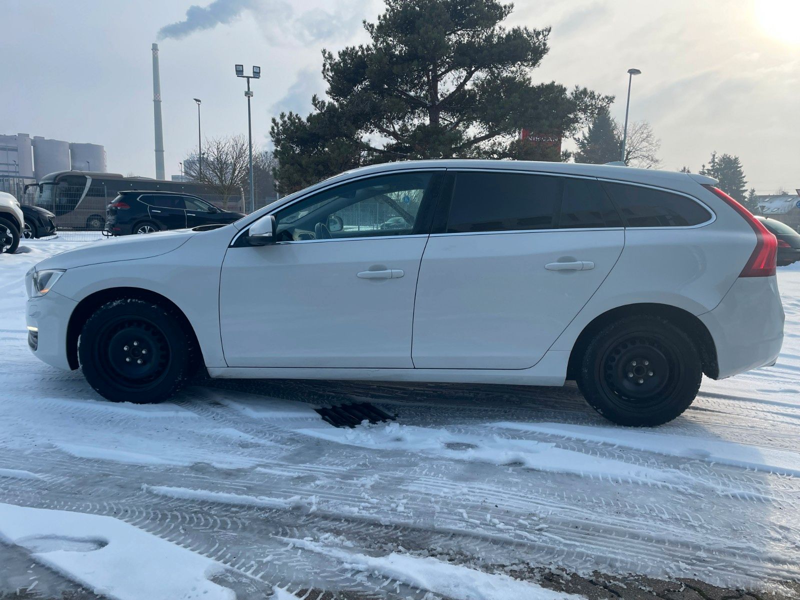 Fahrzeugabbildung Volvo V60 Kombi Momentum