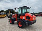 Kubota R090