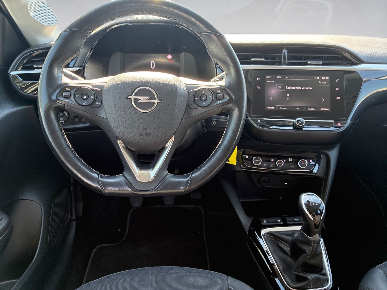 Fahrzeugabbildung Opel Corsa F 1.2 Elegance KlimaA,LED,SHZ,Kam.,PDC,FLA