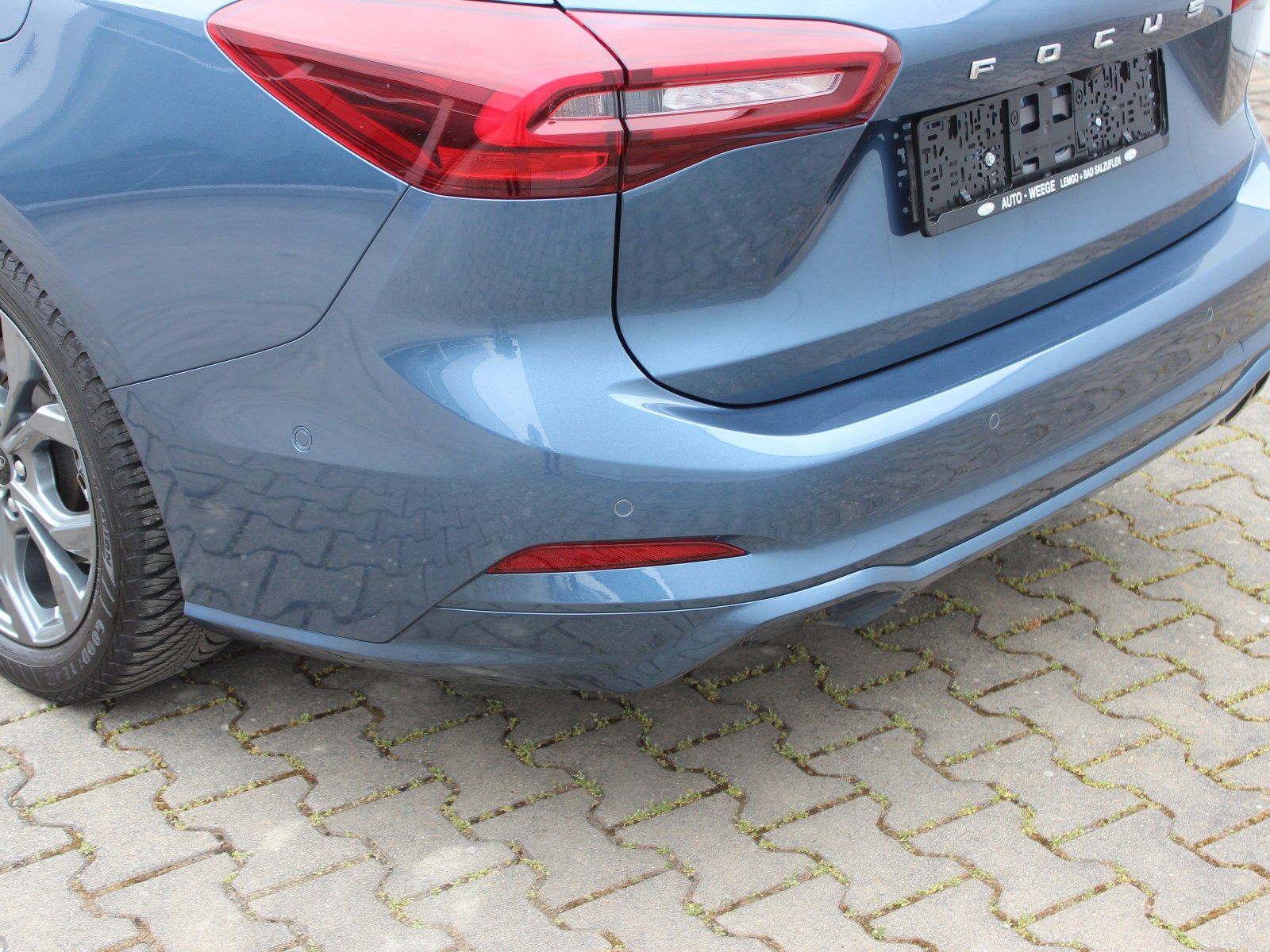 Fahrzeugabbildung Ford Focus ST-Line X 1,0 EcoBoost Mild Hybrid
