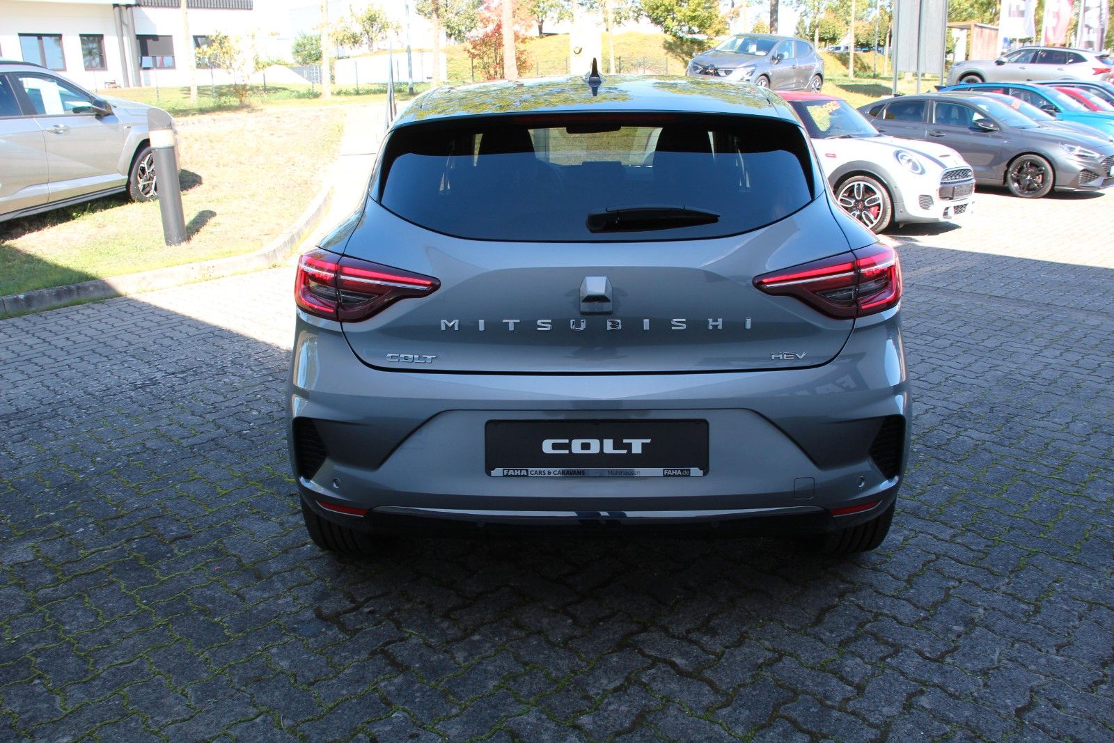 Fahrzeugabbildung Mitsubishi Colt Select Hybrid
