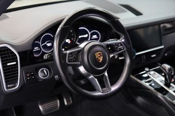 Porsche Cayenne - 12
