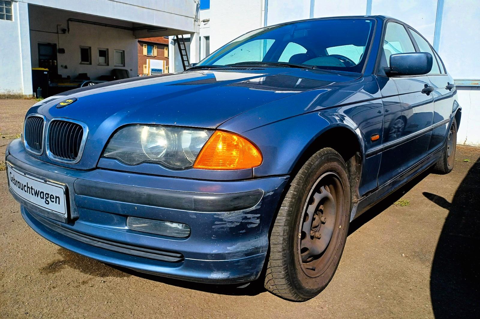 BMW 318i