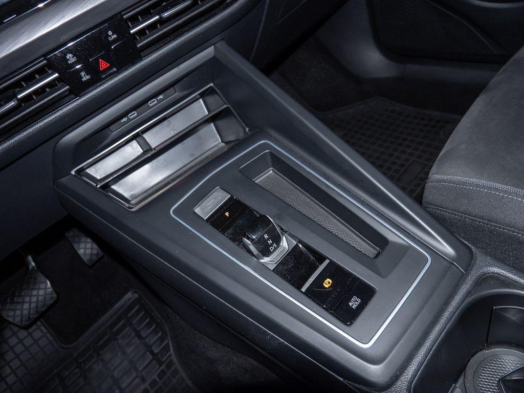 Volkswagen Golf VIII 1.5 eTSI Style Nav AHK Kamera IQ-LED, миниатюра 13