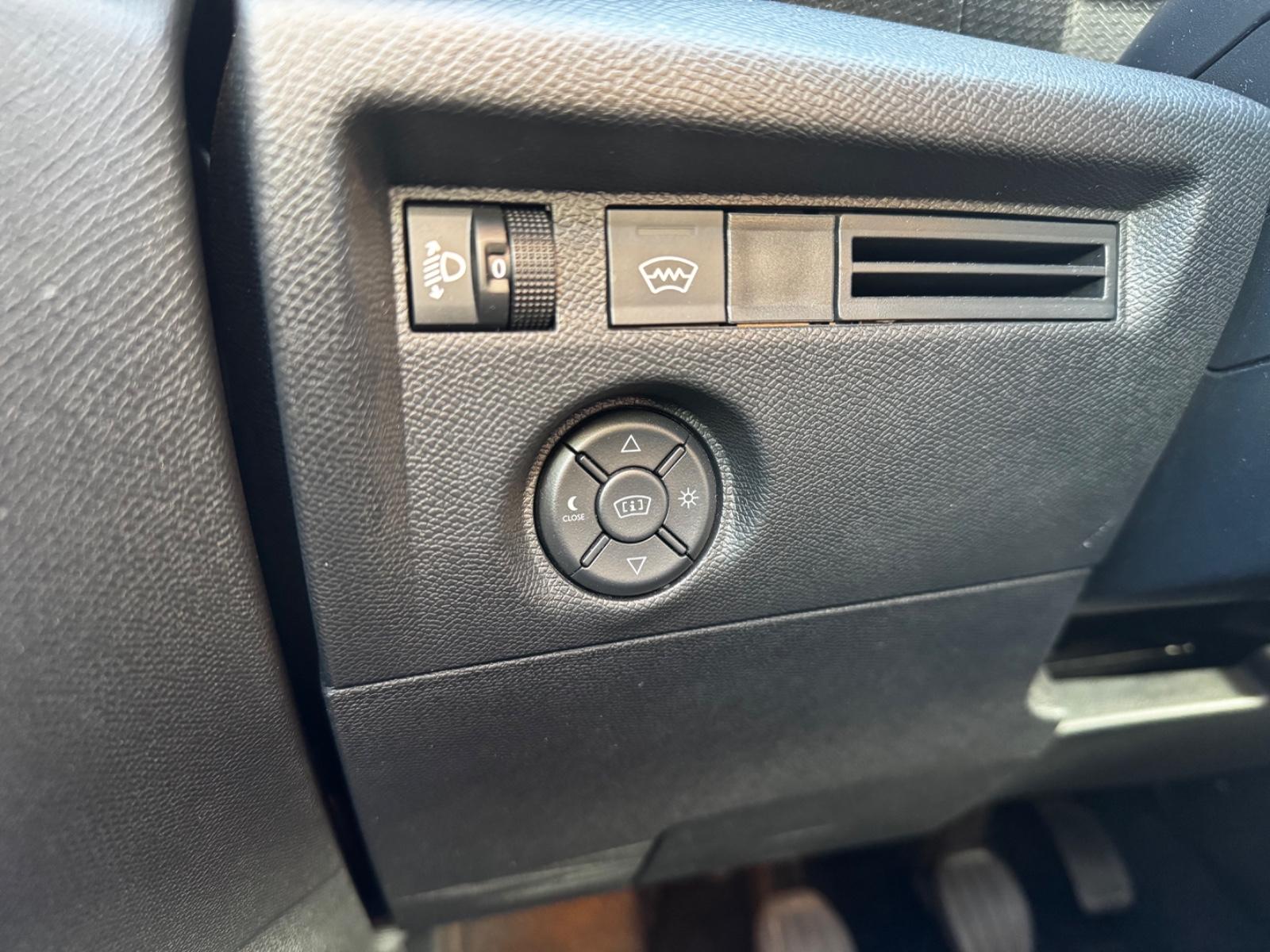 Citroën C4 Lim. Max Pano - E.Sitze - HuD - Kamera uvm...
